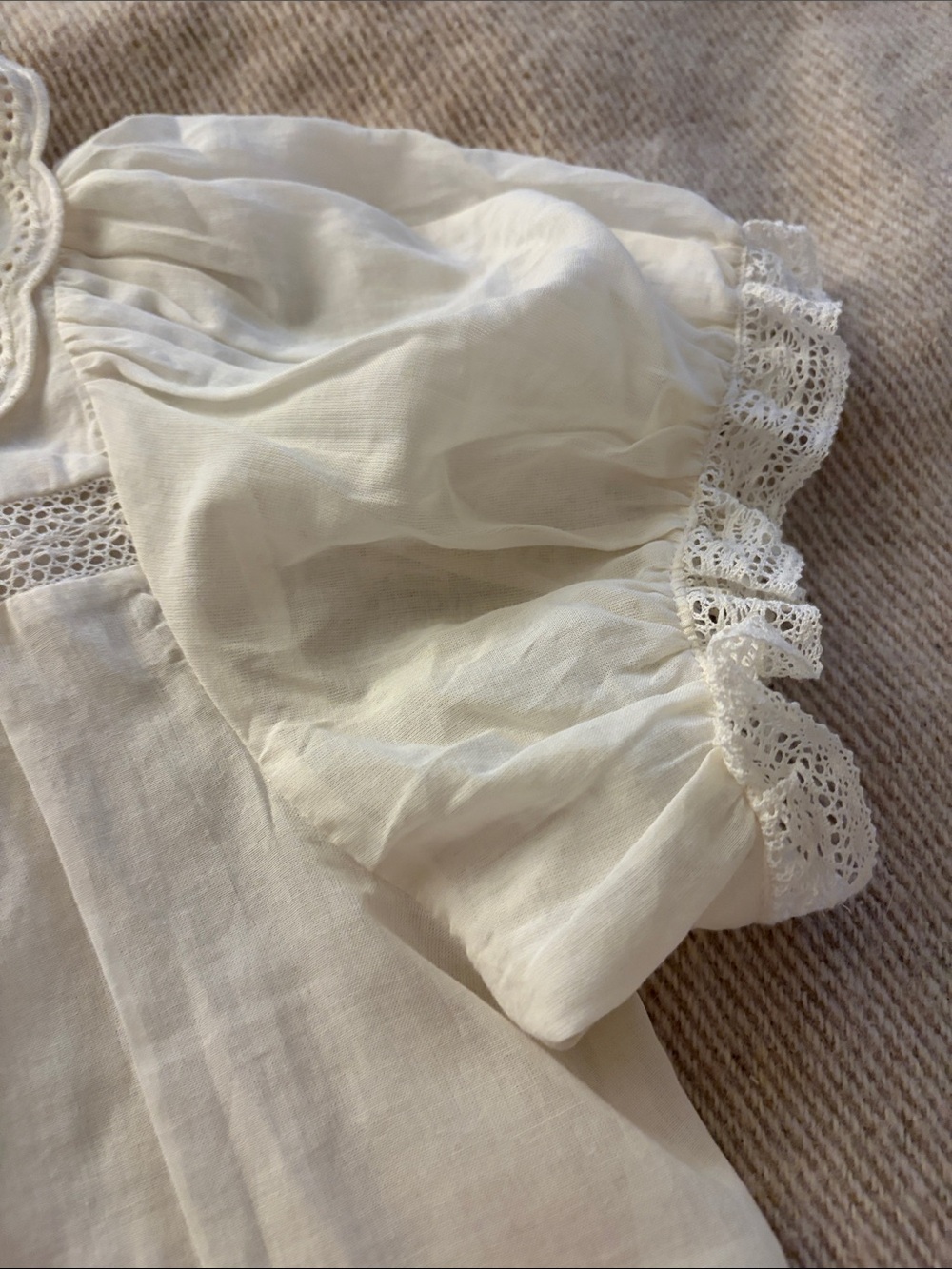 NWT MAISON D’AMELIE Cream Lace-Trim Puff Sleeve Blouse Size Medium 100% Cotton - Picture 7 of 13